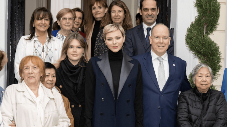 Prince and Princess distribute Red Cross gifts