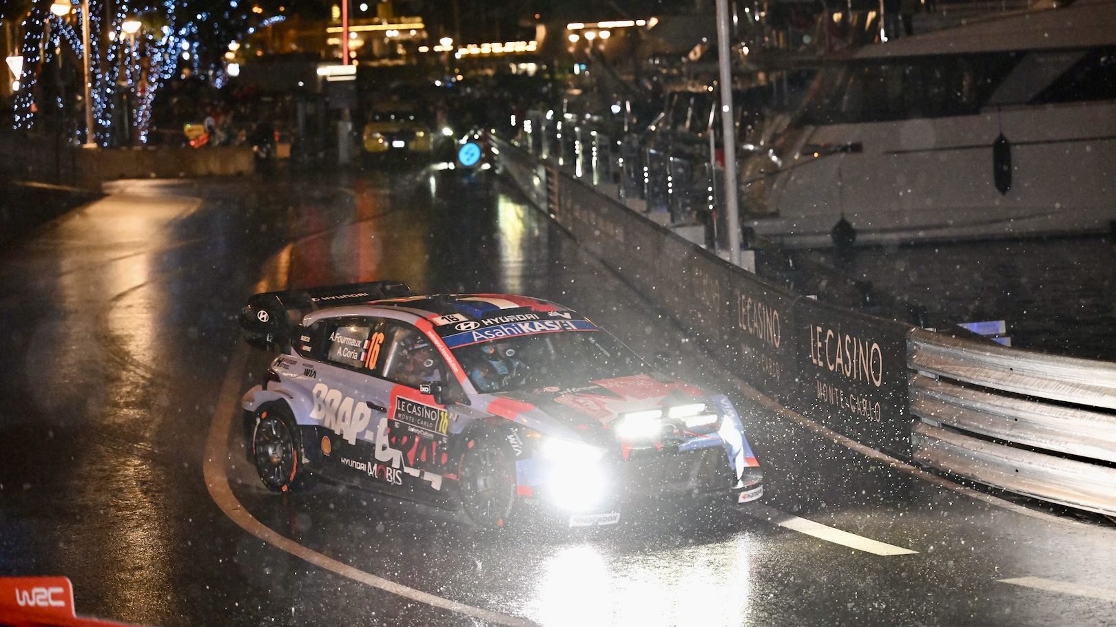 Fourmaux brille sur la scène détrempée de Monaco alors que le Rallye de Monte-Carlo illumine le Port Hercule