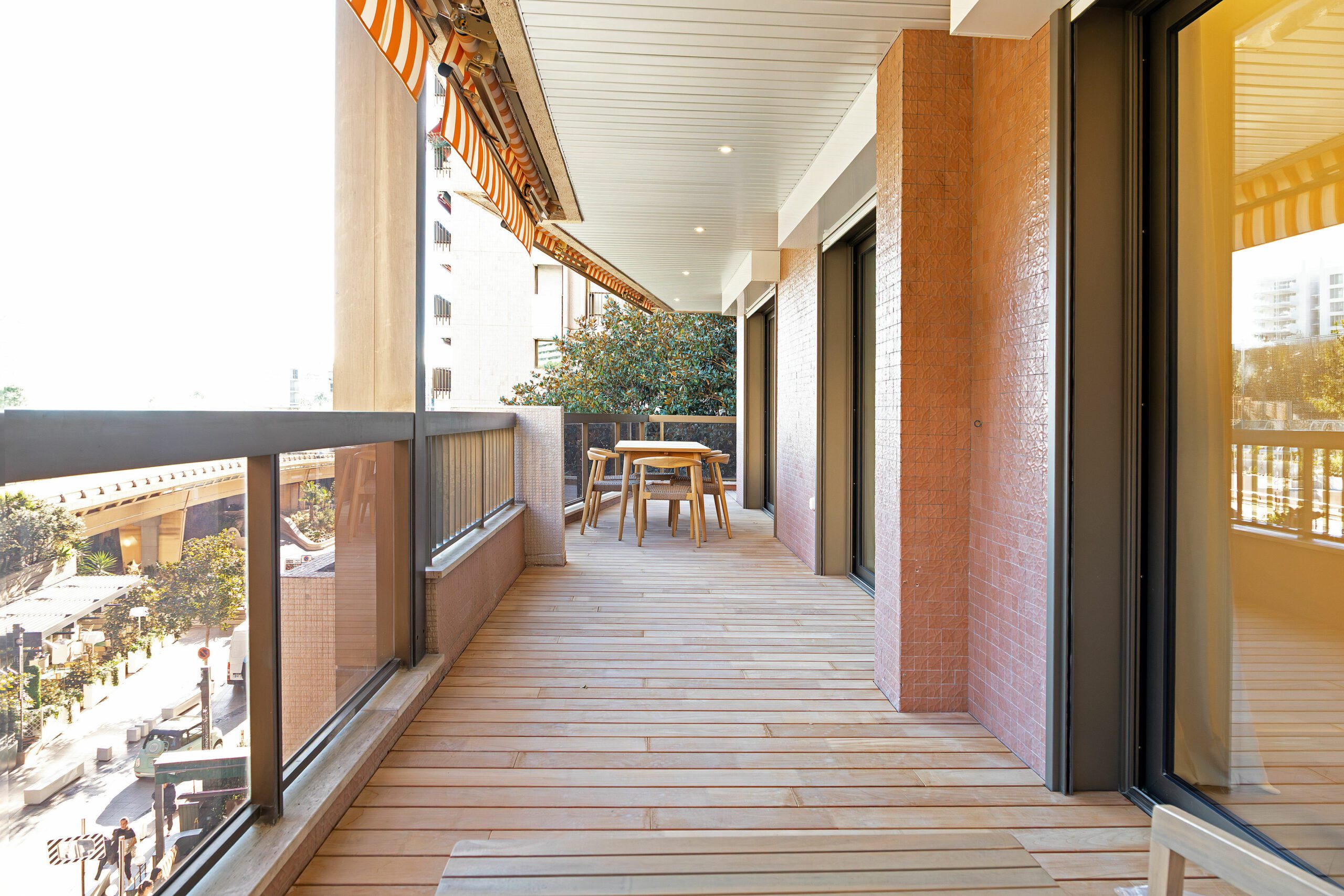 VENTE : Les Acanthes – 130 M² – 6,9 M€