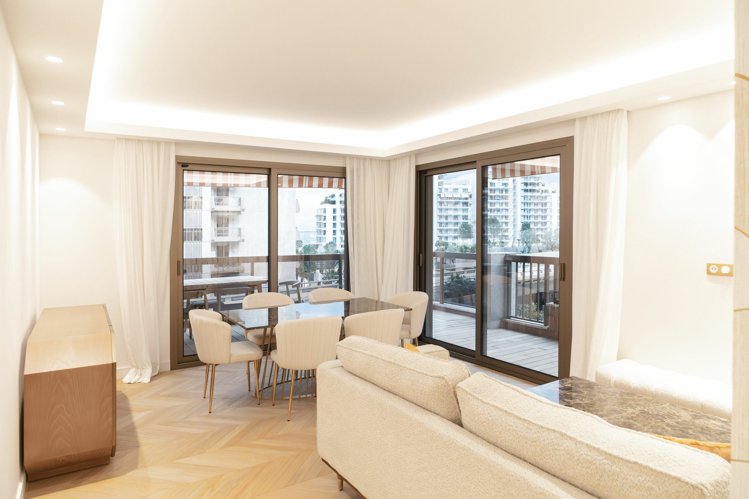 VENTE : Les Acanthes – 130 M² – 6,9 M€