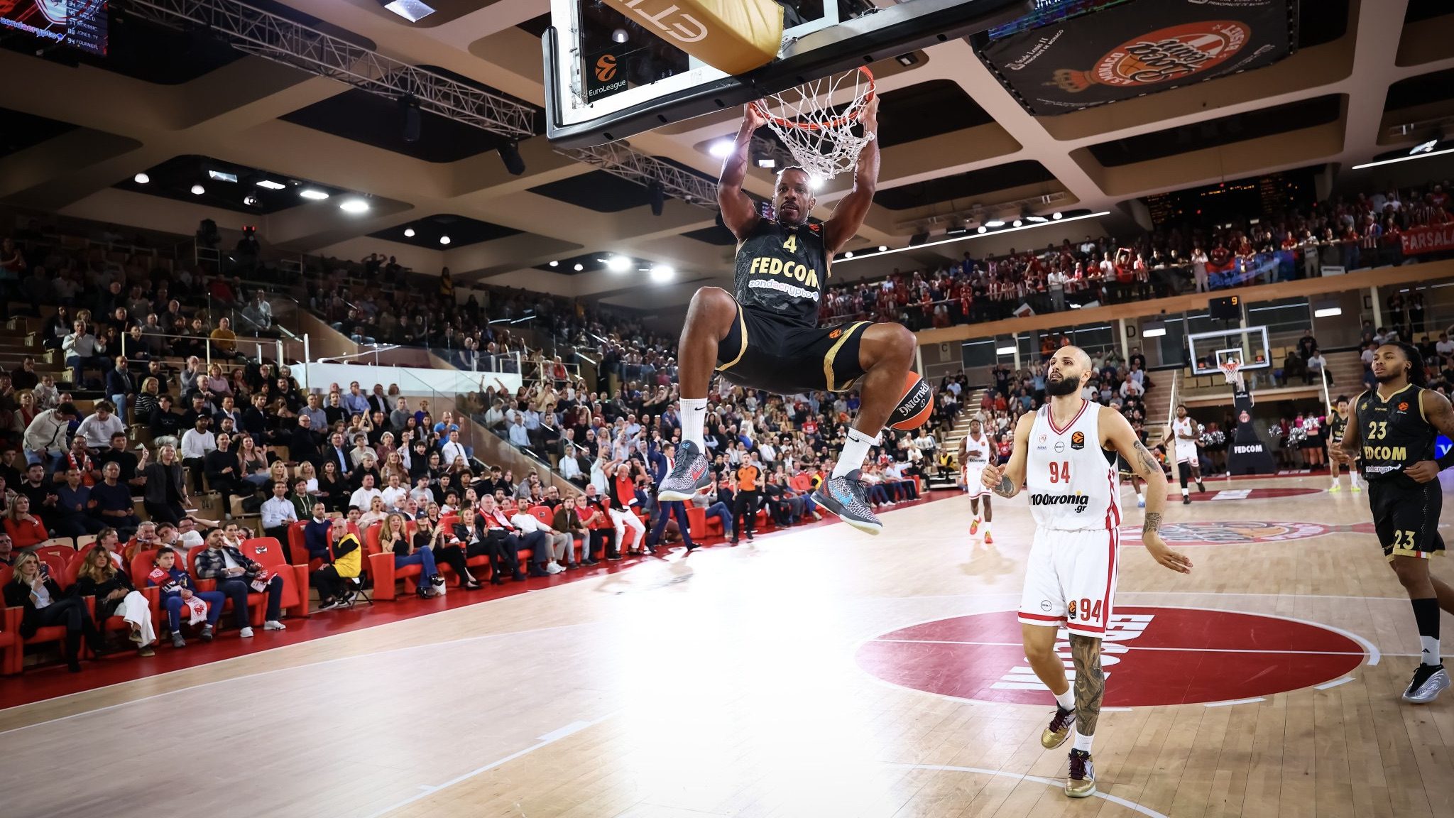 Le panier tardif de Strazel scelle une victoire spectaculaire en EuroLeague pour Monaco