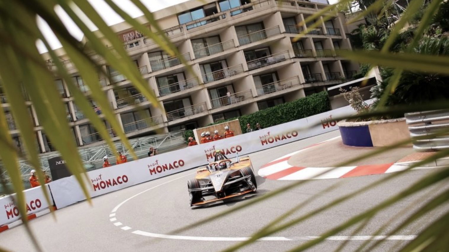 La Formule E revient à Monaco alors que la course électrique occupe le devant de la scène