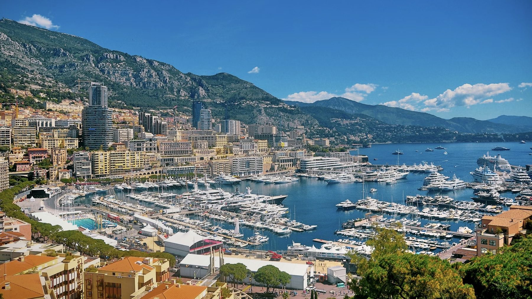 Les autorités sanitaires monégasques surveillent un cluster d'hantavirus lié à un bateau de croisière