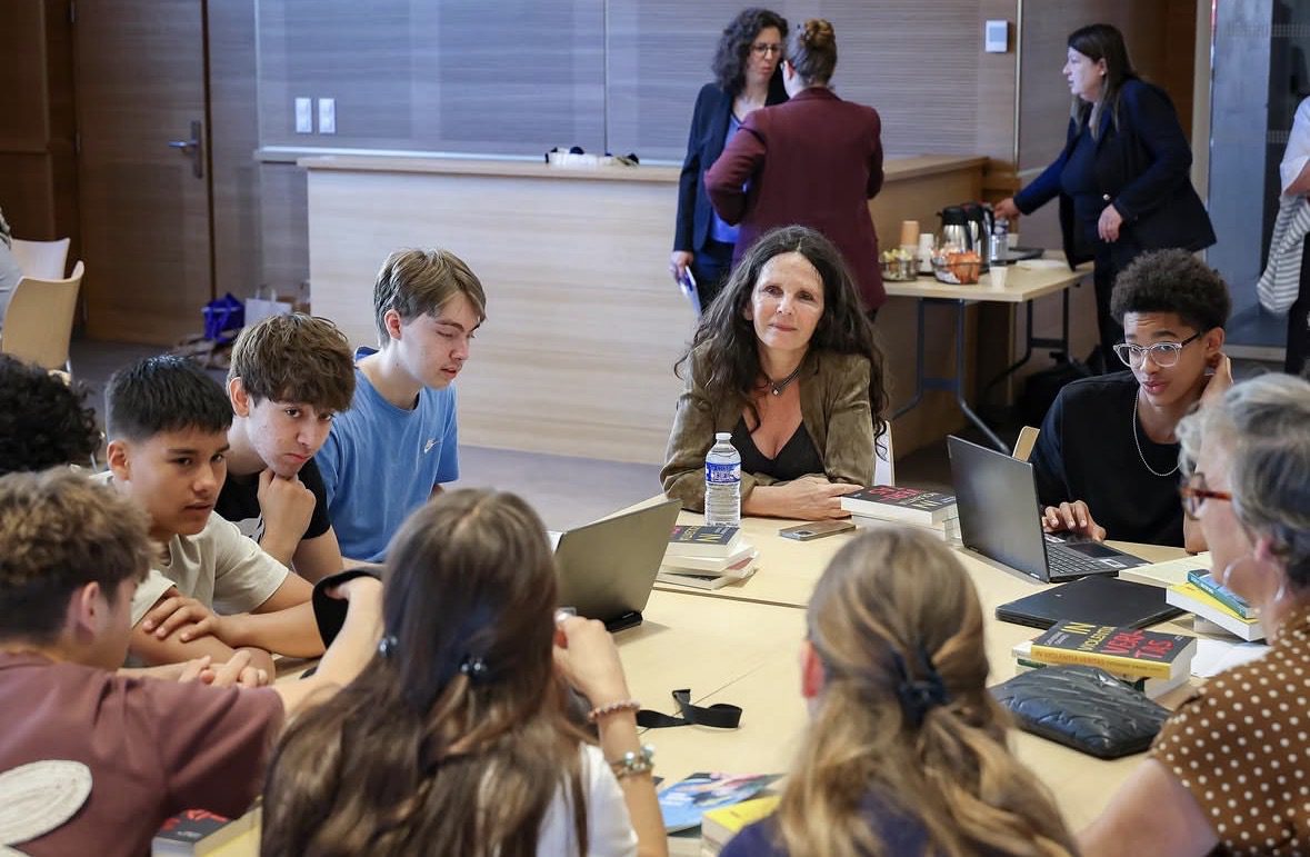 Les jeunes lecteurs rencontrent les écrivains derrière les livres préférés des Monaco