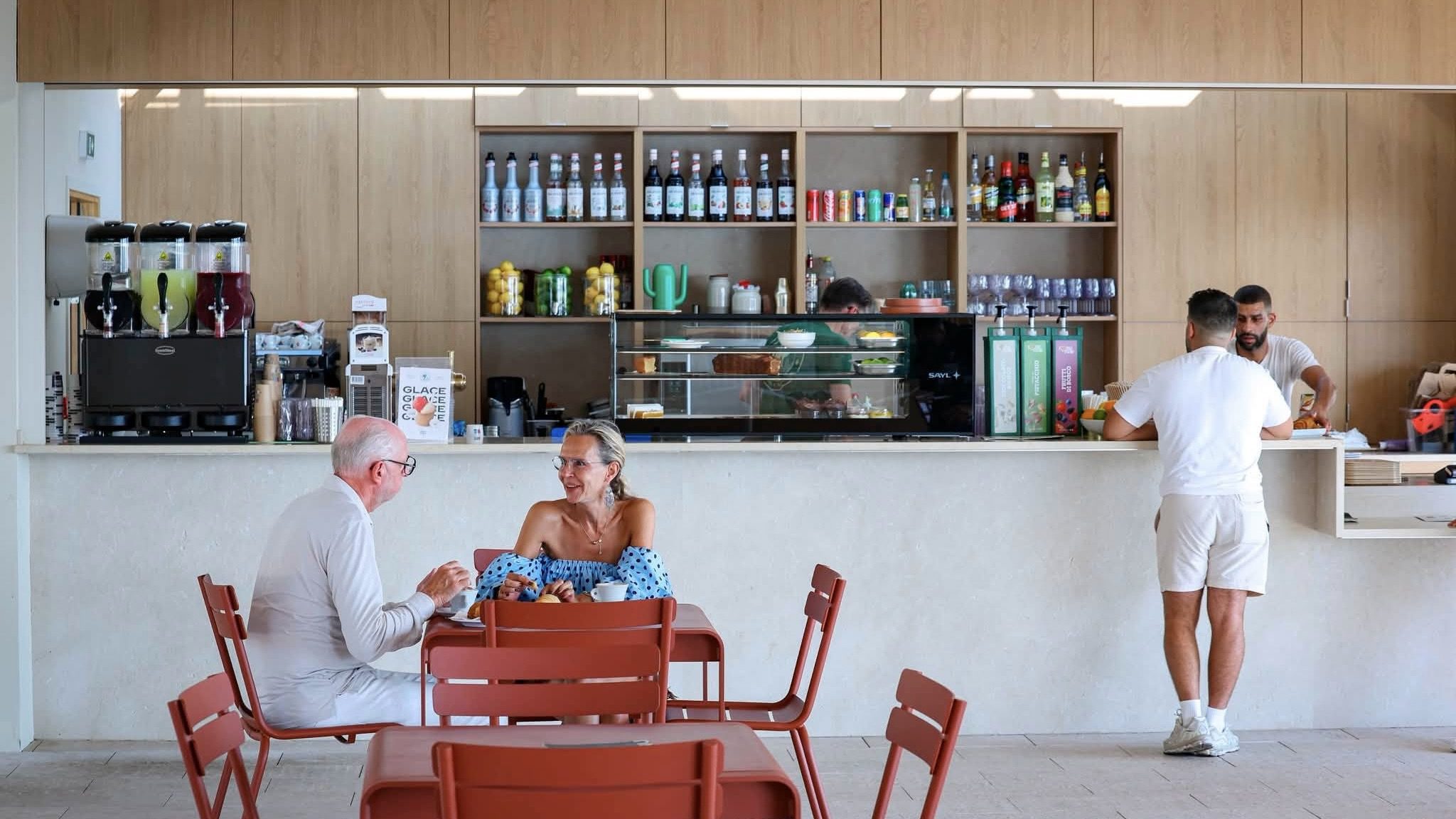 Une nouvelle équipe nommée pour diriger le bar du Jardin Exotique de Monaco