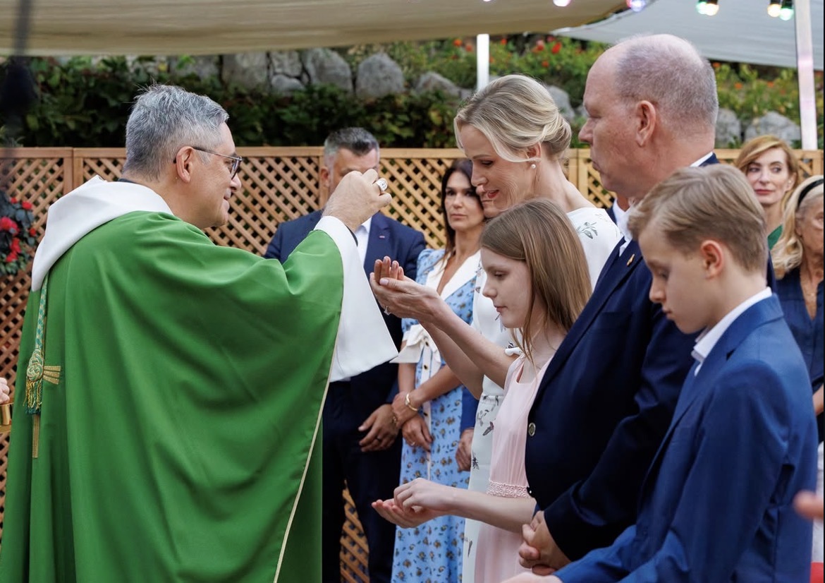 Partager le pain avec la famille princière
