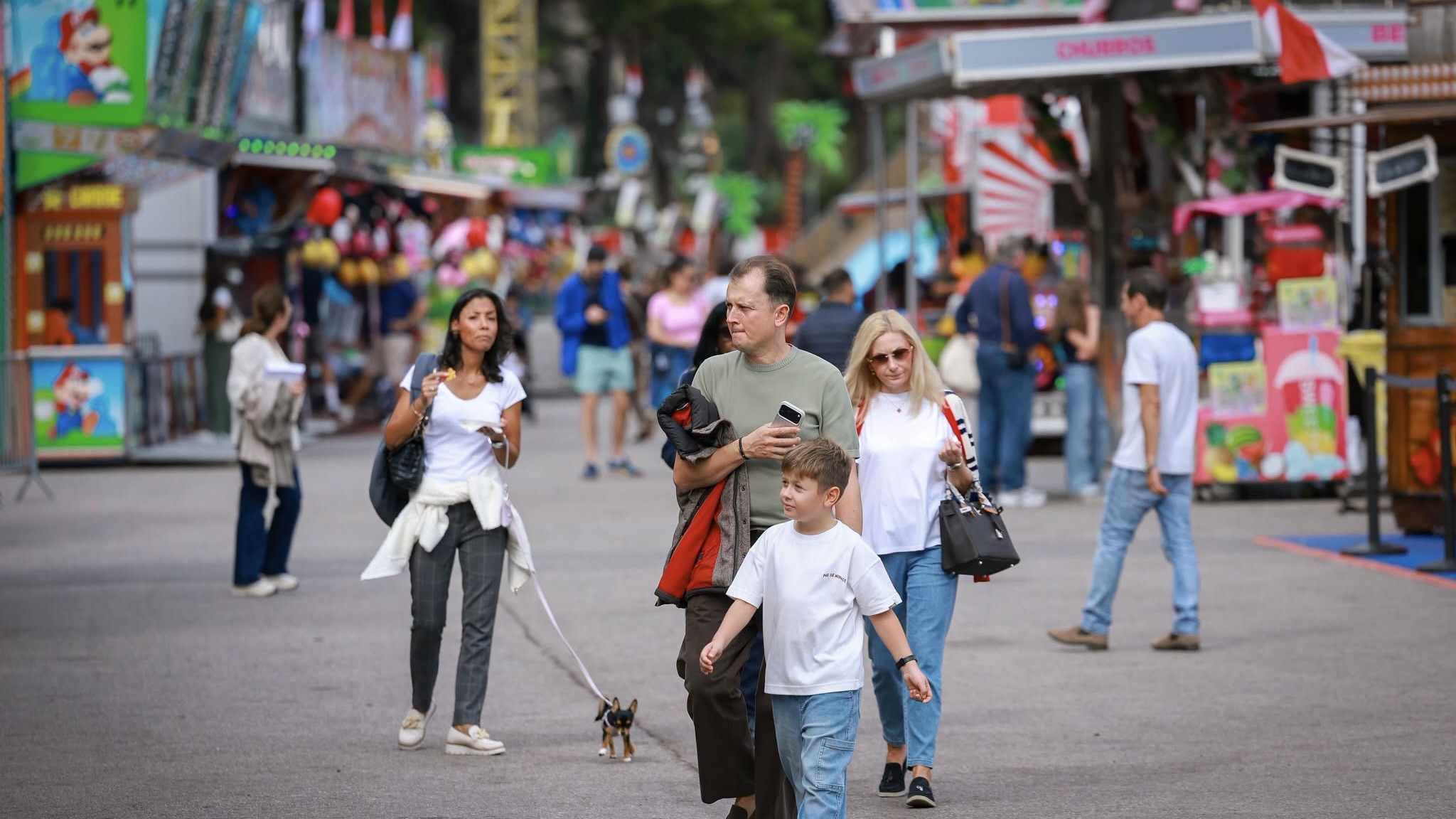 La foire de Monaco s'ouvre au Port Hercule pour cinq semaines de divertissements d'automne