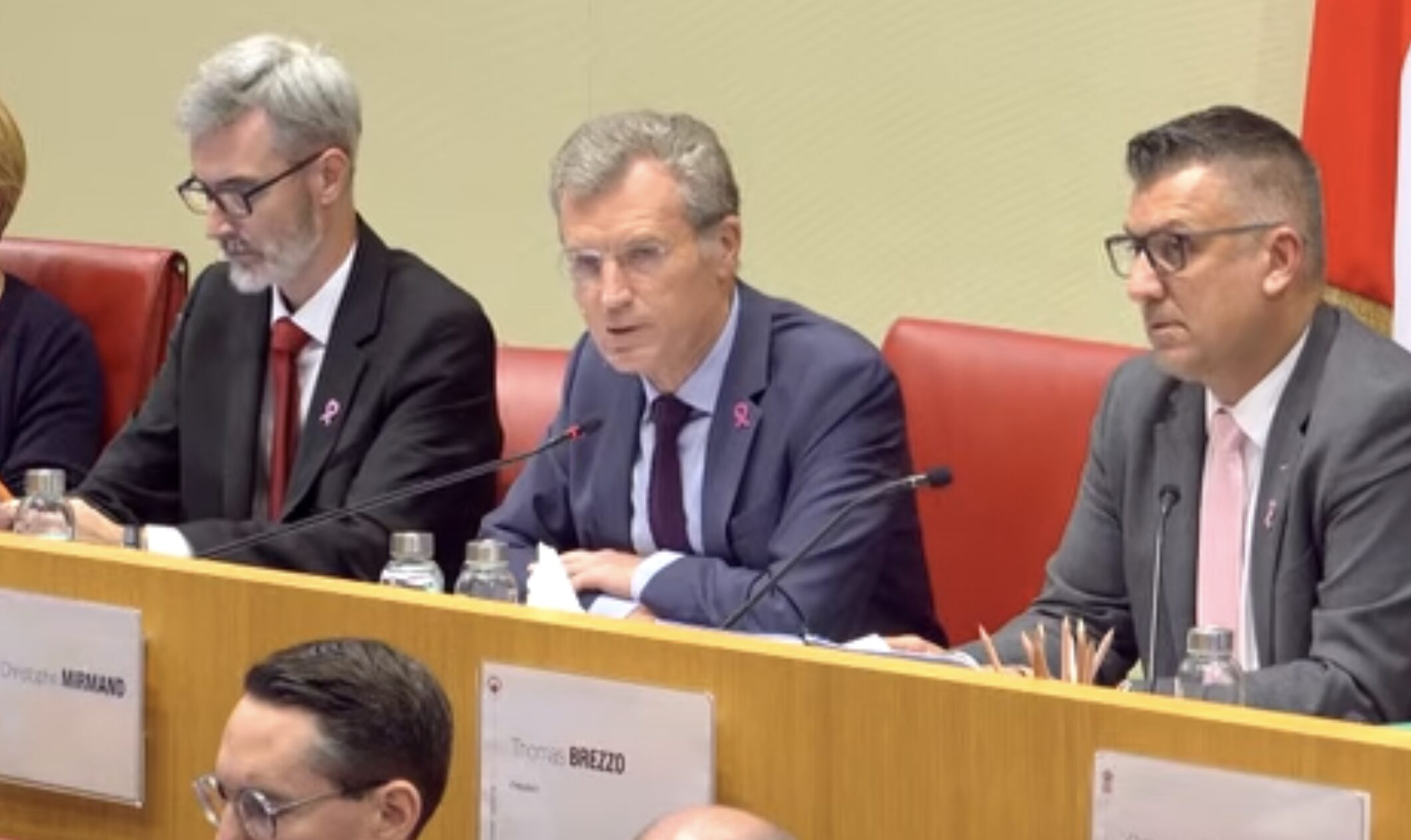 Le débat budgétaire débouche sur une confrontation entre le gouvernement et le Conseil national